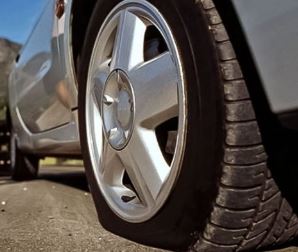 Что делать если проколол колесо и как его отремонтировать?